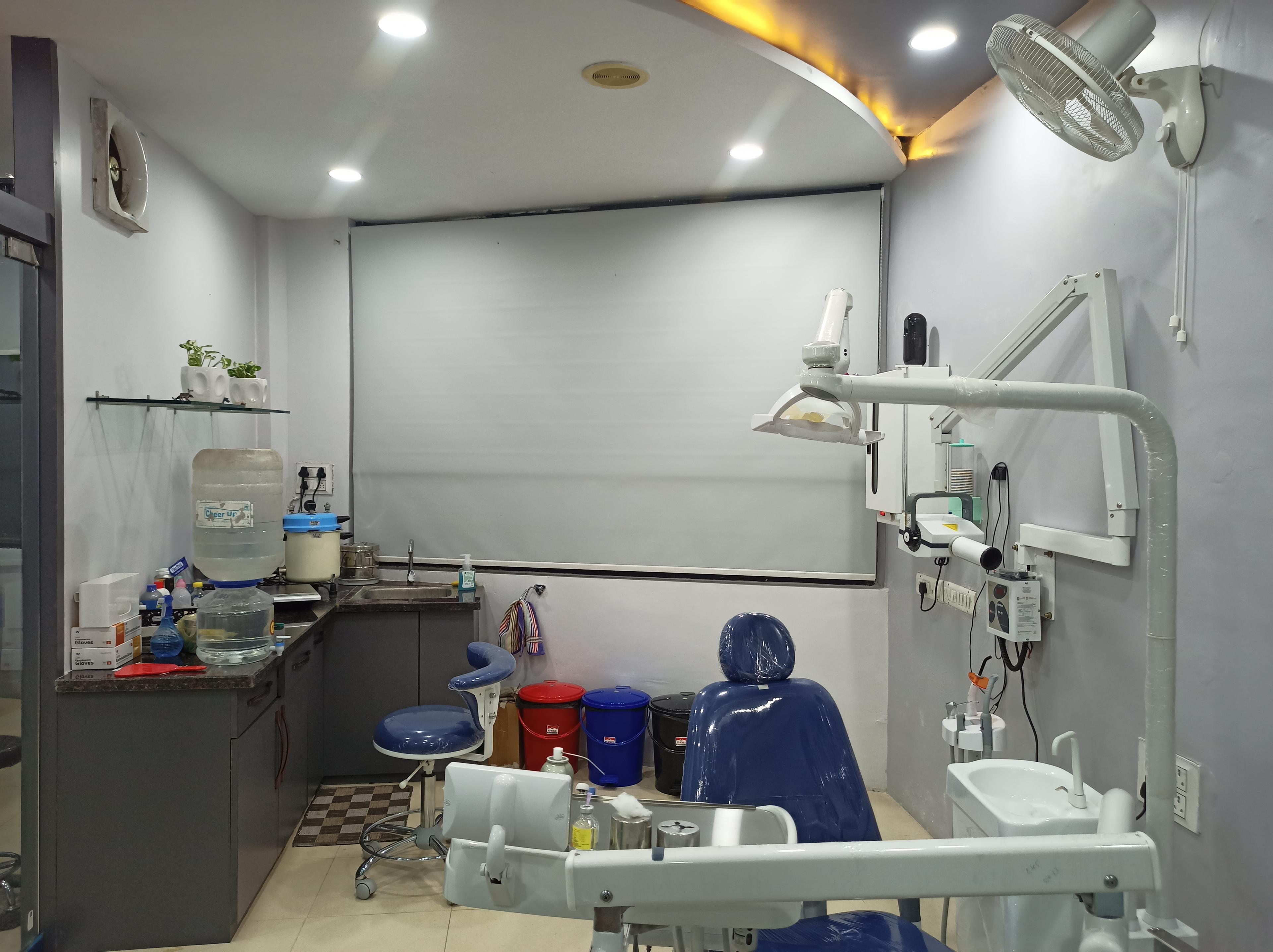 Dental treatment room at Suman Dental Care Raipur